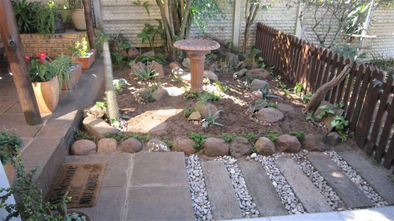 See Rus Self Catering Unit In Westbrook Kzn Private Neat And Cosy Εξωτερικό φωτογραφία